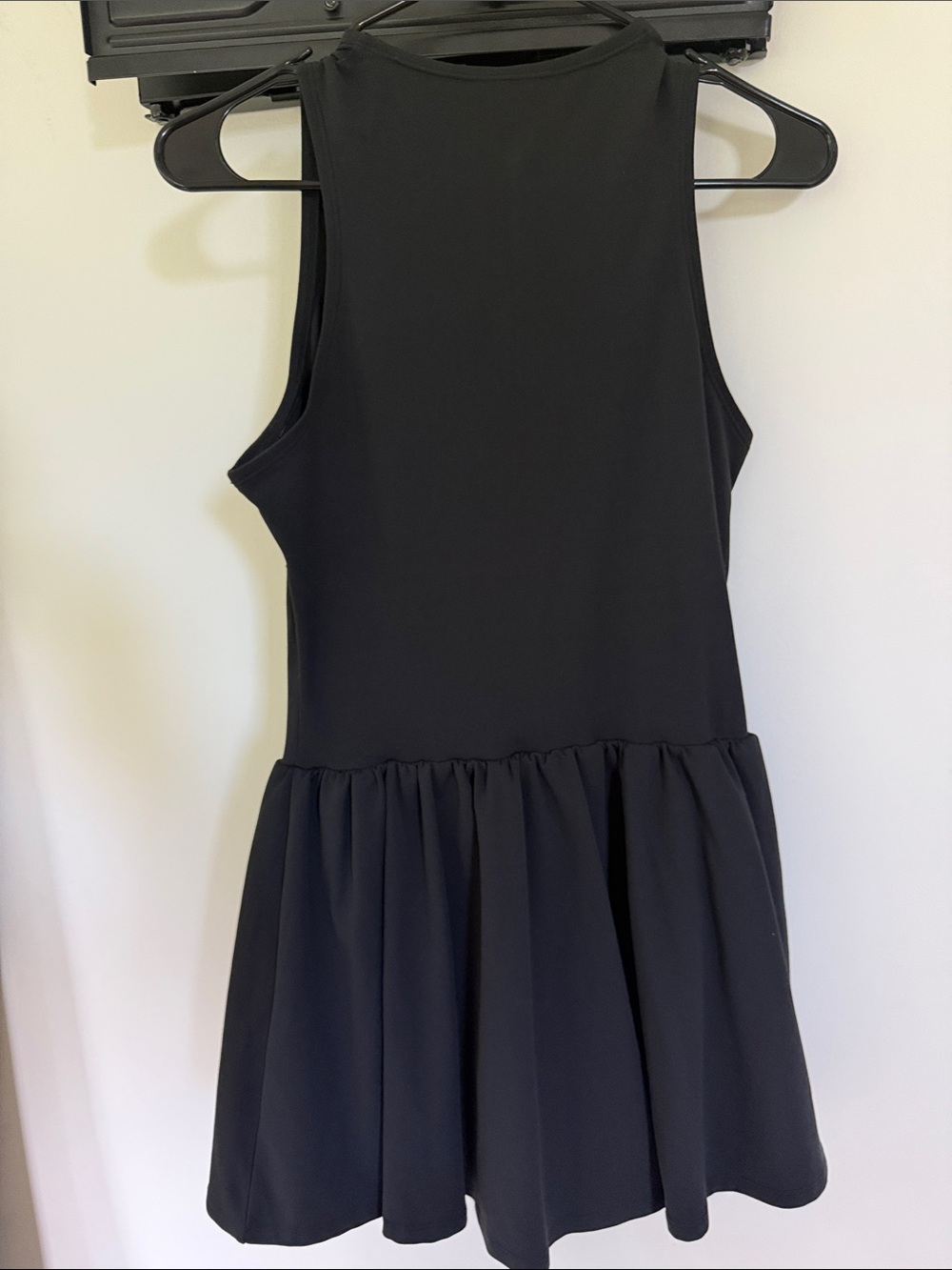 Athletic zip chest dress - Picture 3 of 3
